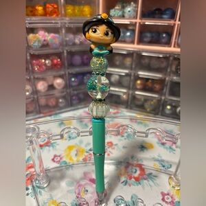 Doorable Jasmin Beaded Pen